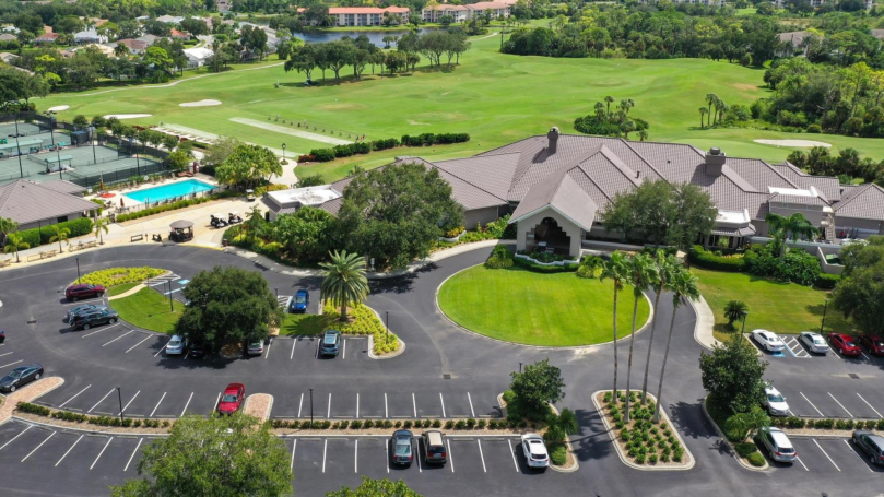 Stoneybrooke clubhouse